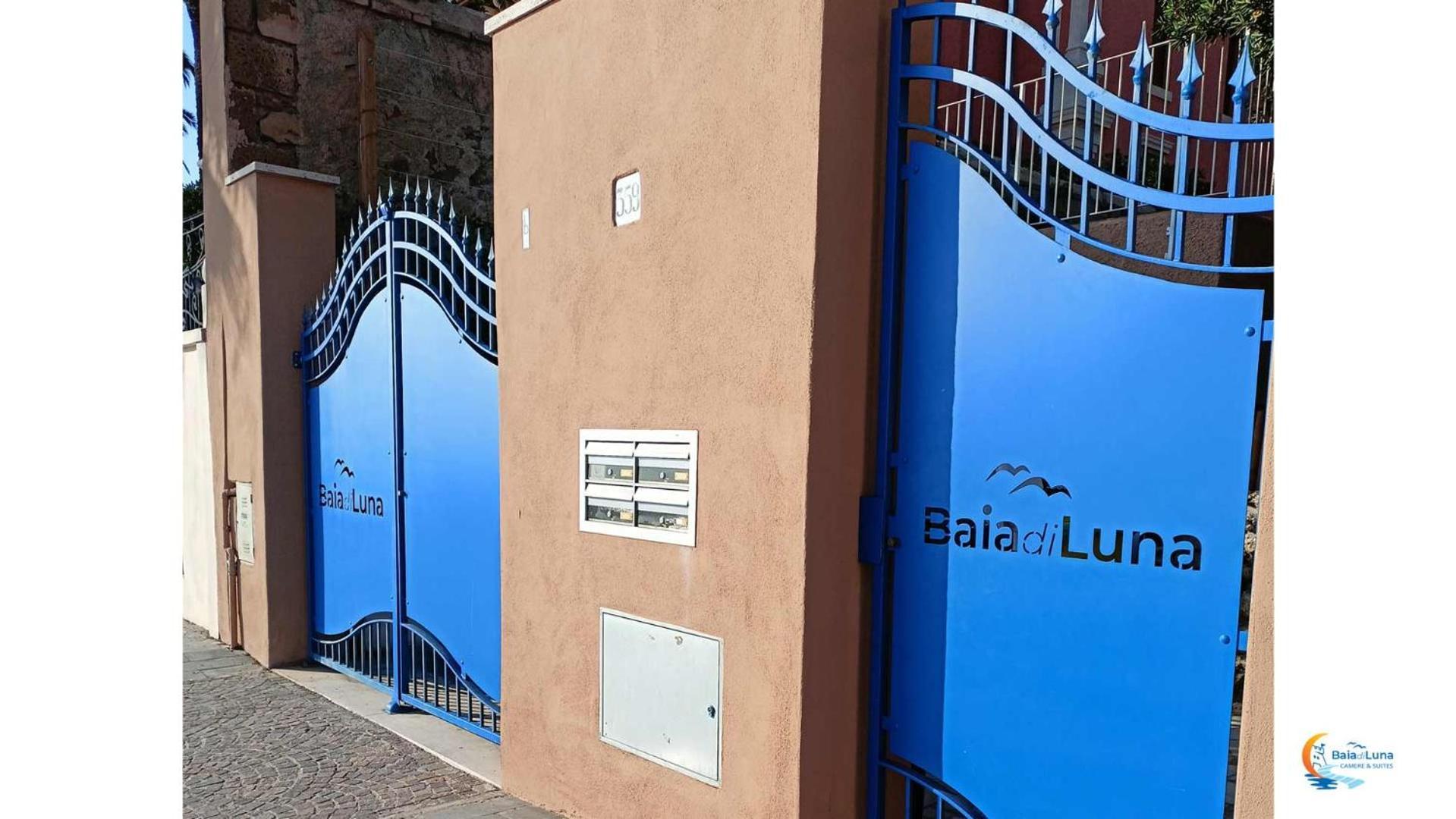 Baia Di Luna Санта Маринела Екстериор снимка